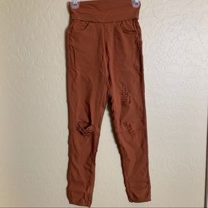 Rust, destroyed jeggings